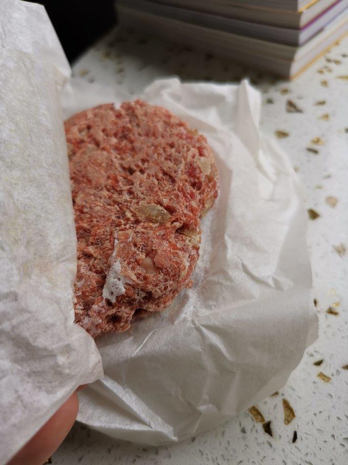 常备餐之好吃多汁的汉堡牛肉饼