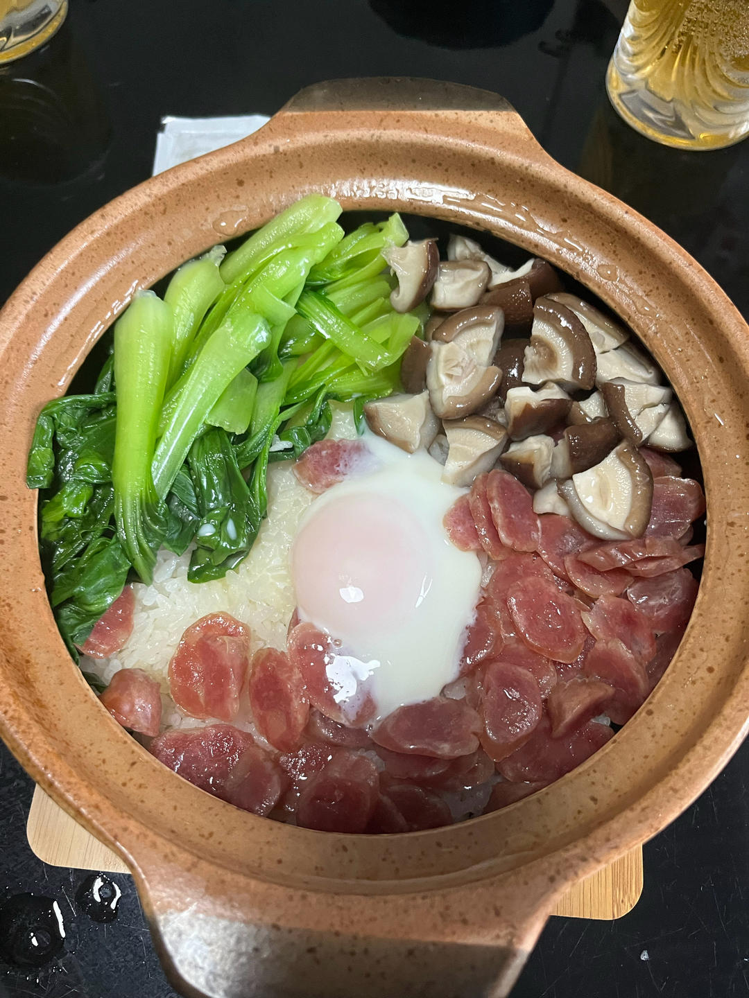 腊味煲仔饭，20分钟饭菜同出