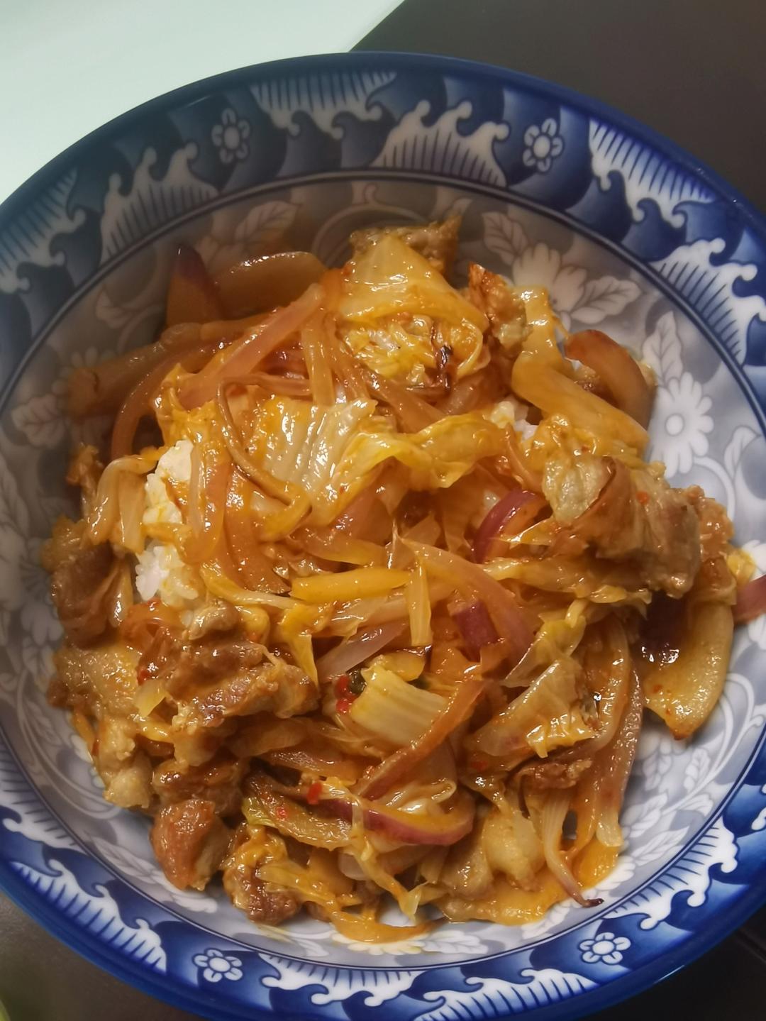 辣白菜猪肉饭