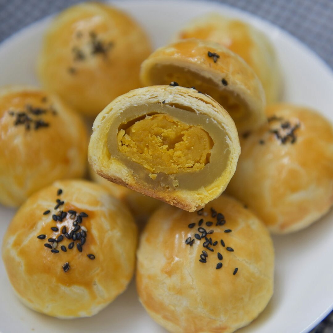 蛋黄酥