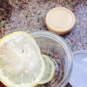 蜂蜜柠檬白醋的做法 步骤4