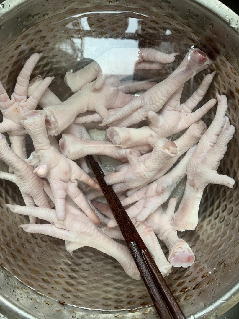 停不下来的秘制凉拌鸡爪