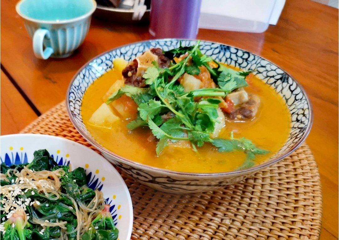番茄土豆牛尾汤