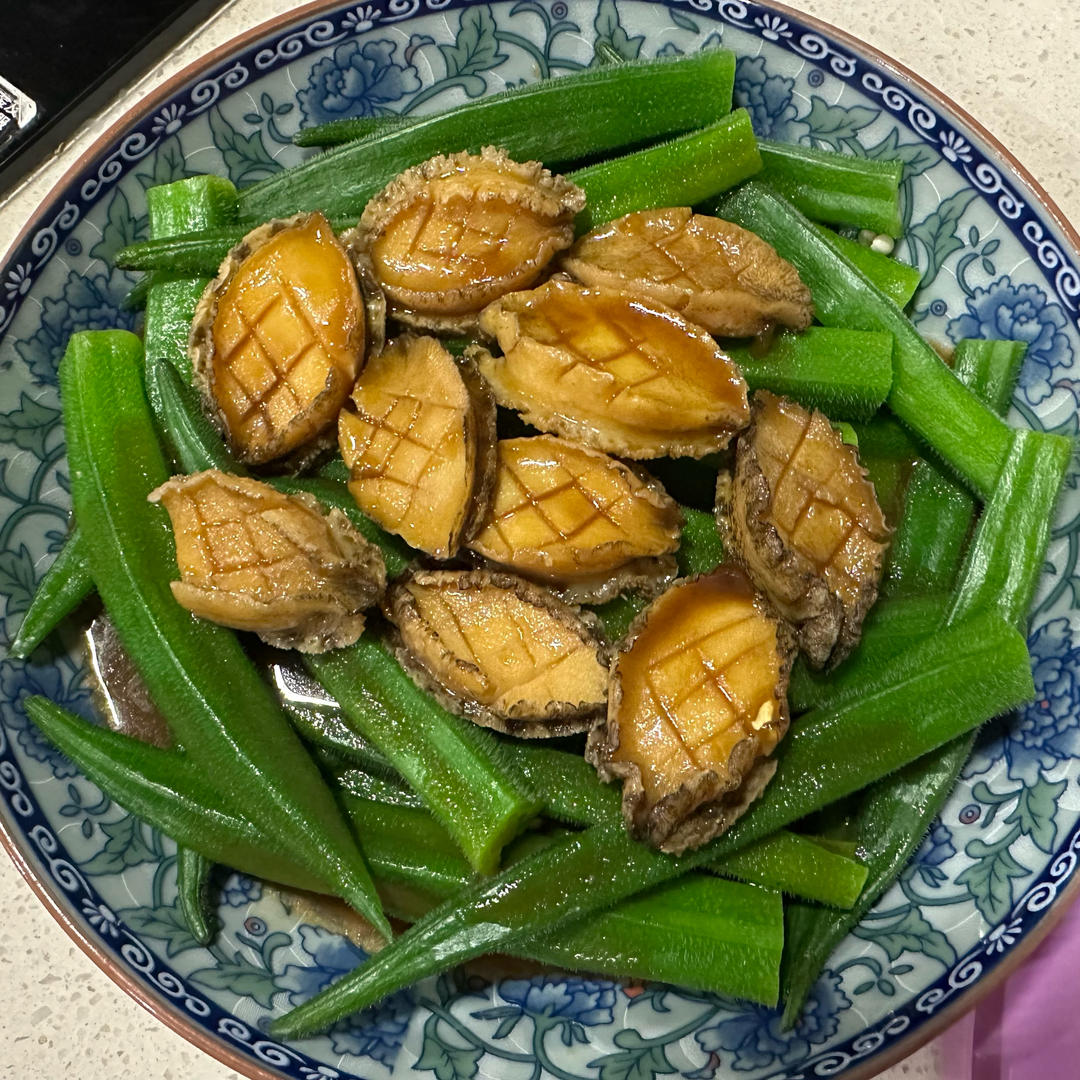 红烧鲍鱼（第一次做,竟然这么简单.柔软.鲜美）