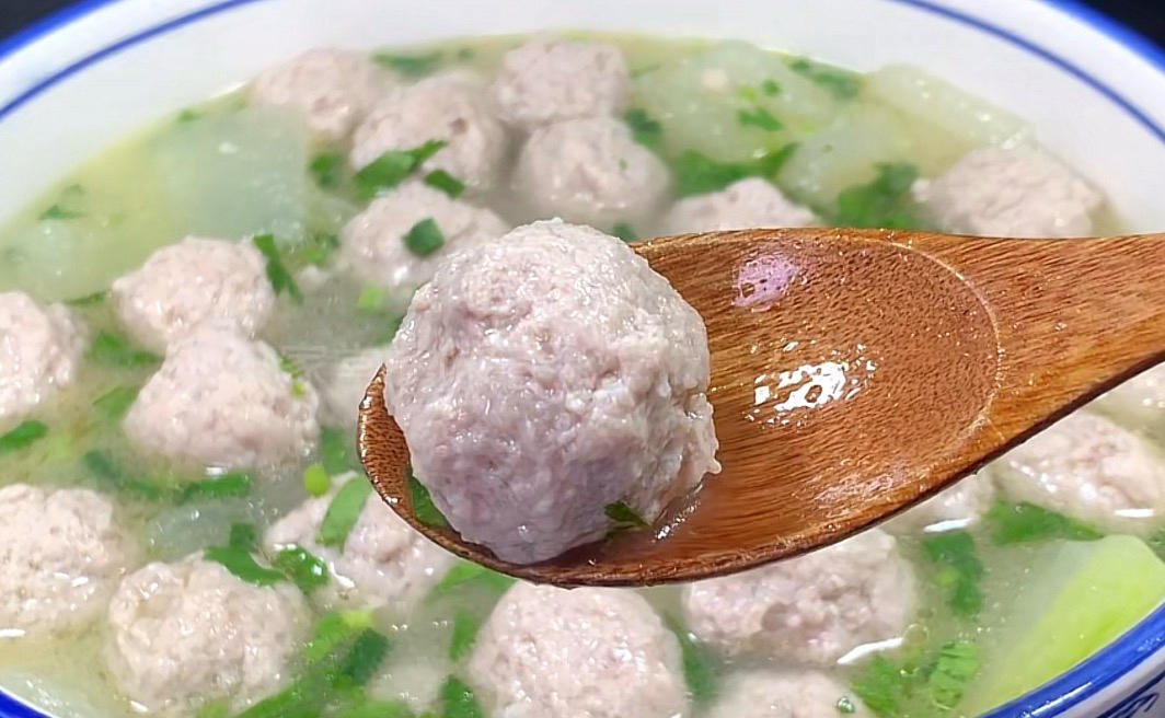 冬瓜丸子汤的做法