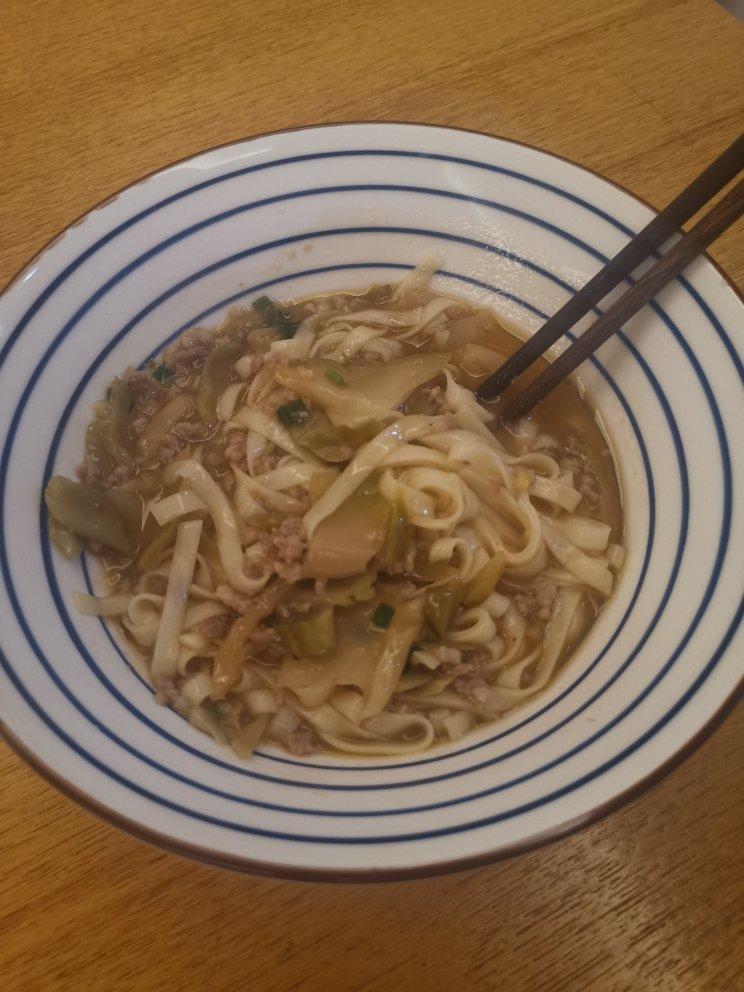好吃到流泪的榨菜肉沫米粉