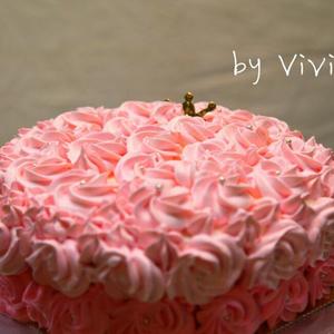 渐变玫瑰蛋糕——给自己的生日蛋糕的做法 步骤5