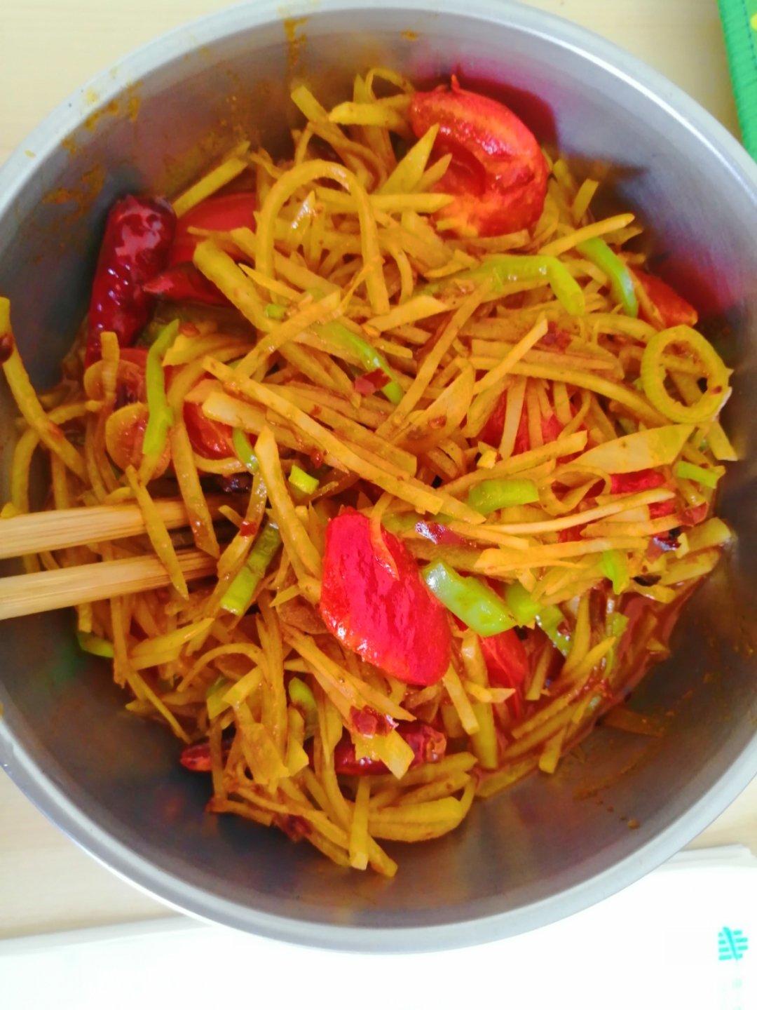 炒胡萝卜土豆丝