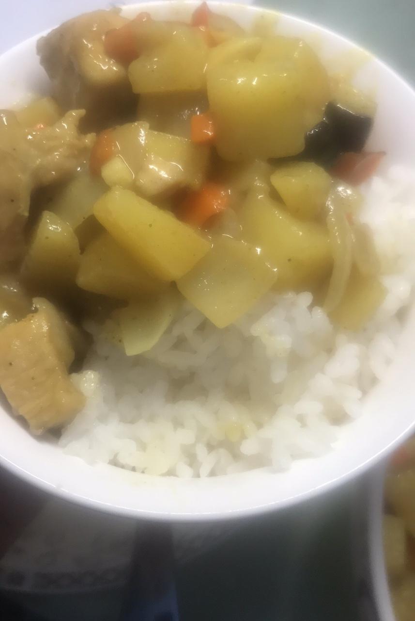 咖喱鸡肉饭