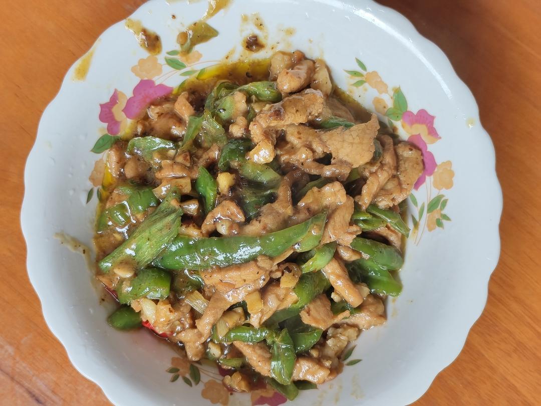 青椒炒肉丝