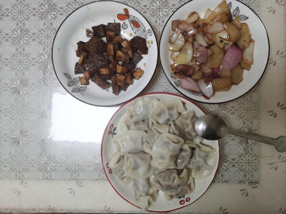 黑胡椒杏鲍菇牛肉粒