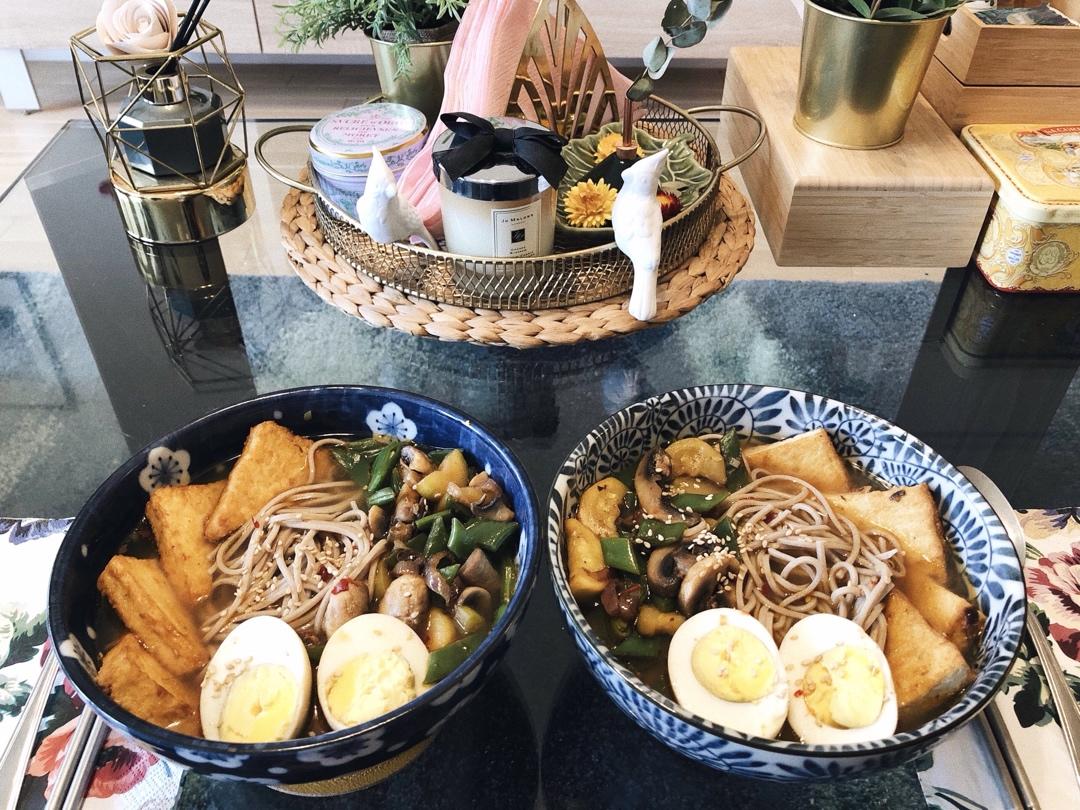 日式油豆腐酱油拉面