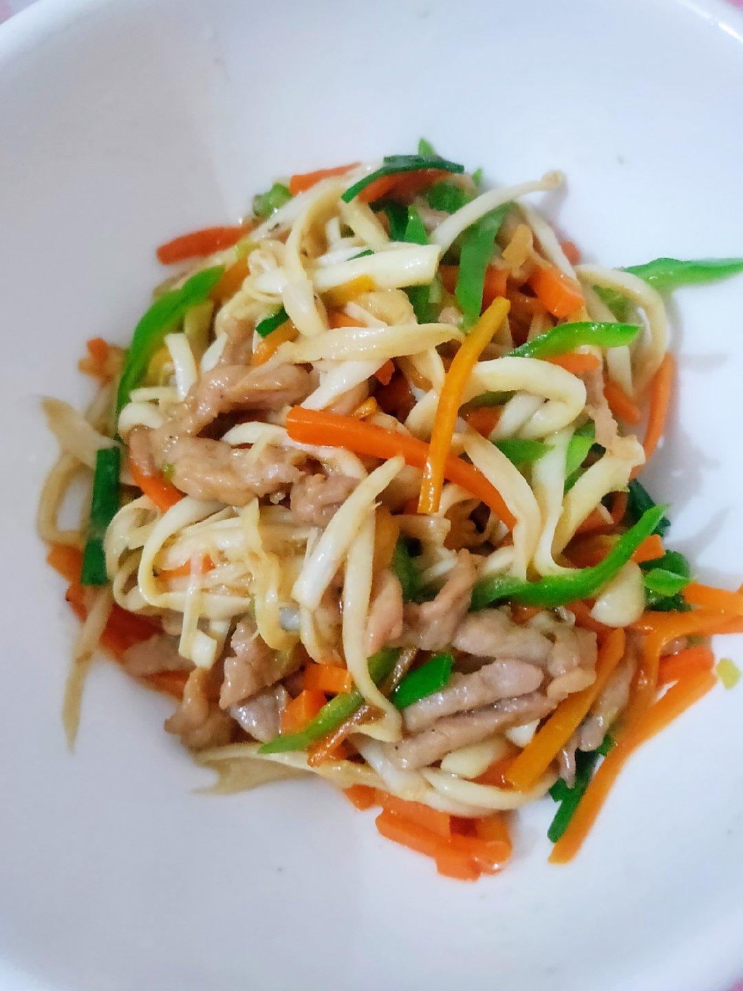 肉丝鸡腿菇