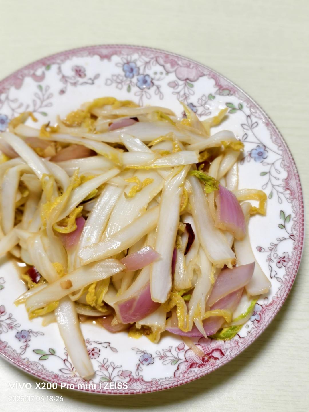酸爽开胃的酸辣娃娃菜（白菜）