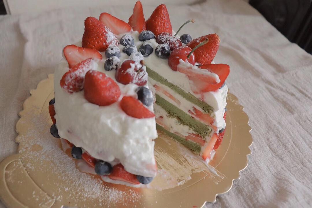 超级简单的味多美同款生日蛋糕（6寸），新手也能高度还原