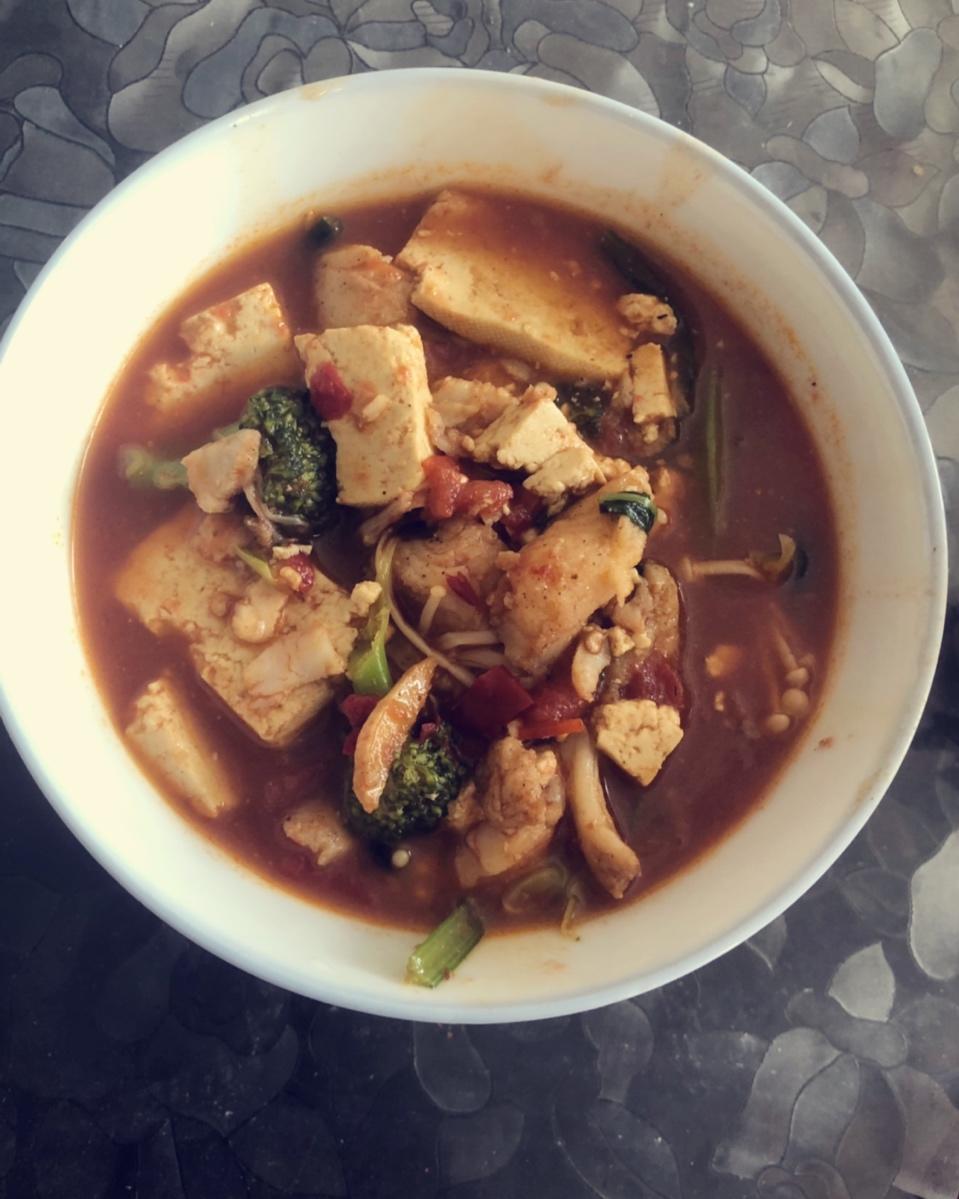 番茄金针菇巴沙鱼（龙利鱼）