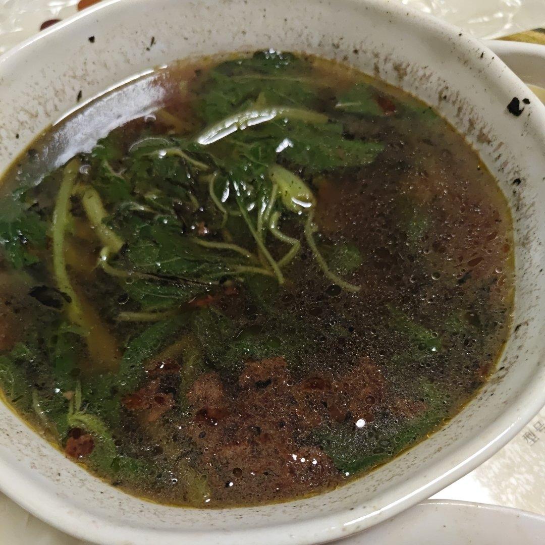 皮蛋煮苋菜