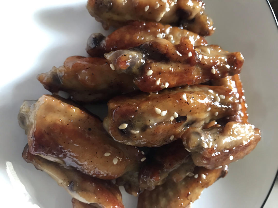 不舔手指算我输‼️做法超简单的鲜嫩多汁秘制小鸡翅🔥