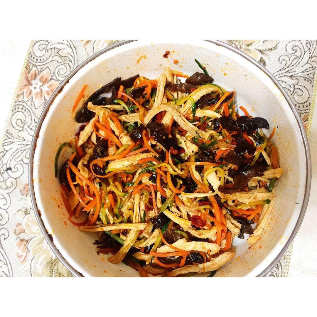 减脂健身｜凉拌手撕鸡丝（香辣&麻油版）