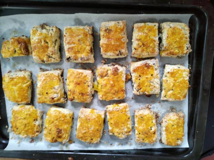 完美裂纹～百分百成功的超好吃奶香司康（禁止搬运）