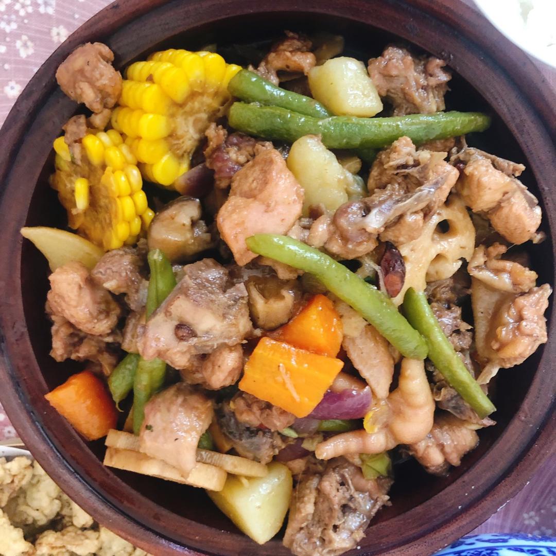 土豆炖鸡块