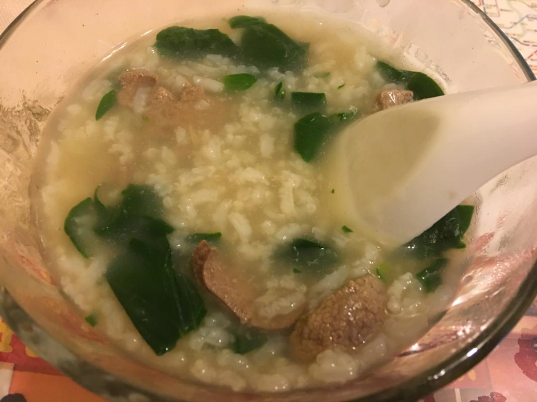 菠菜猪肝粥