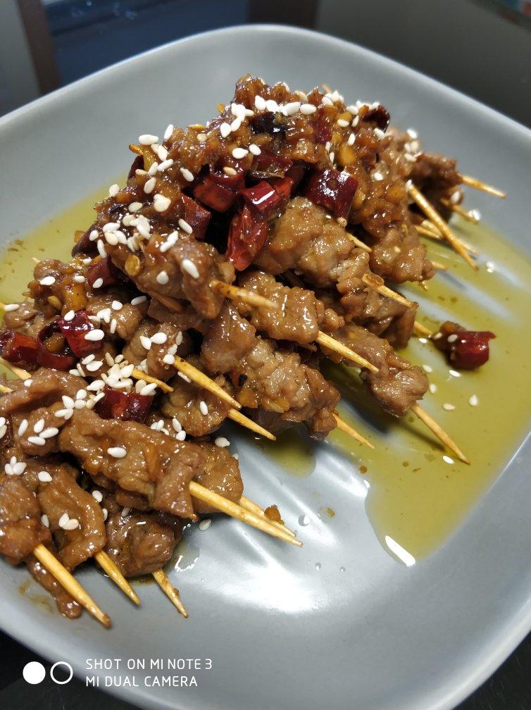 一串接一串，才发现牛肉这样吃，有滋更有味！——牙签牛肉