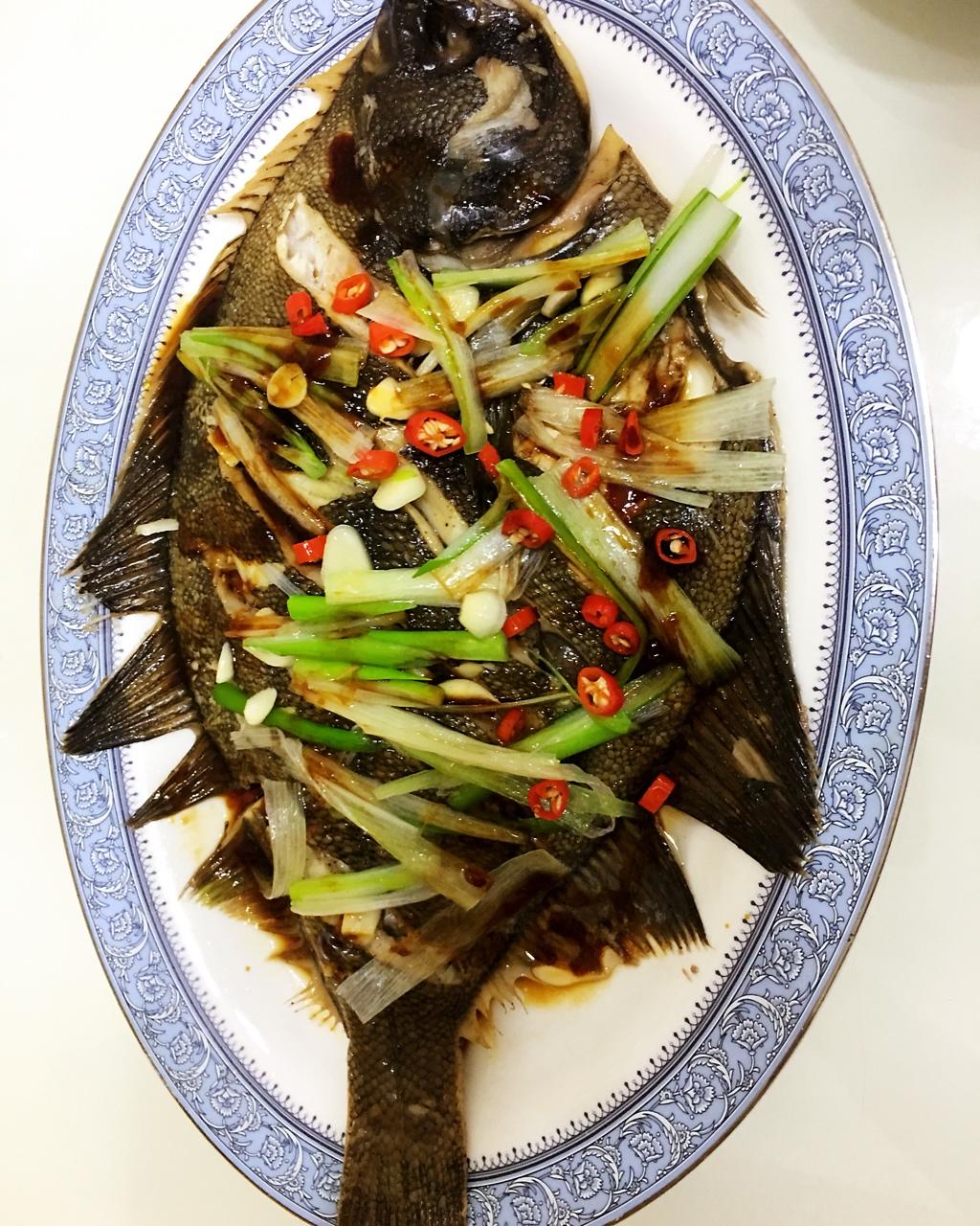 朵朵的童话世界1223做的清蒸偏口鱼