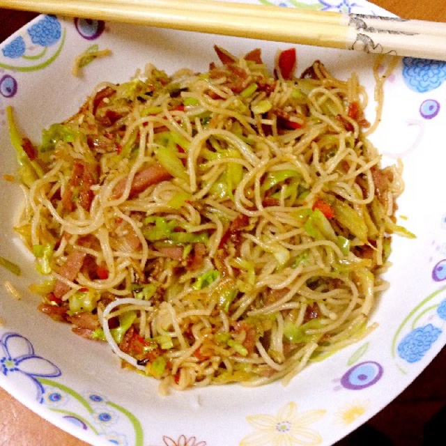 鸡蛋炒米粉