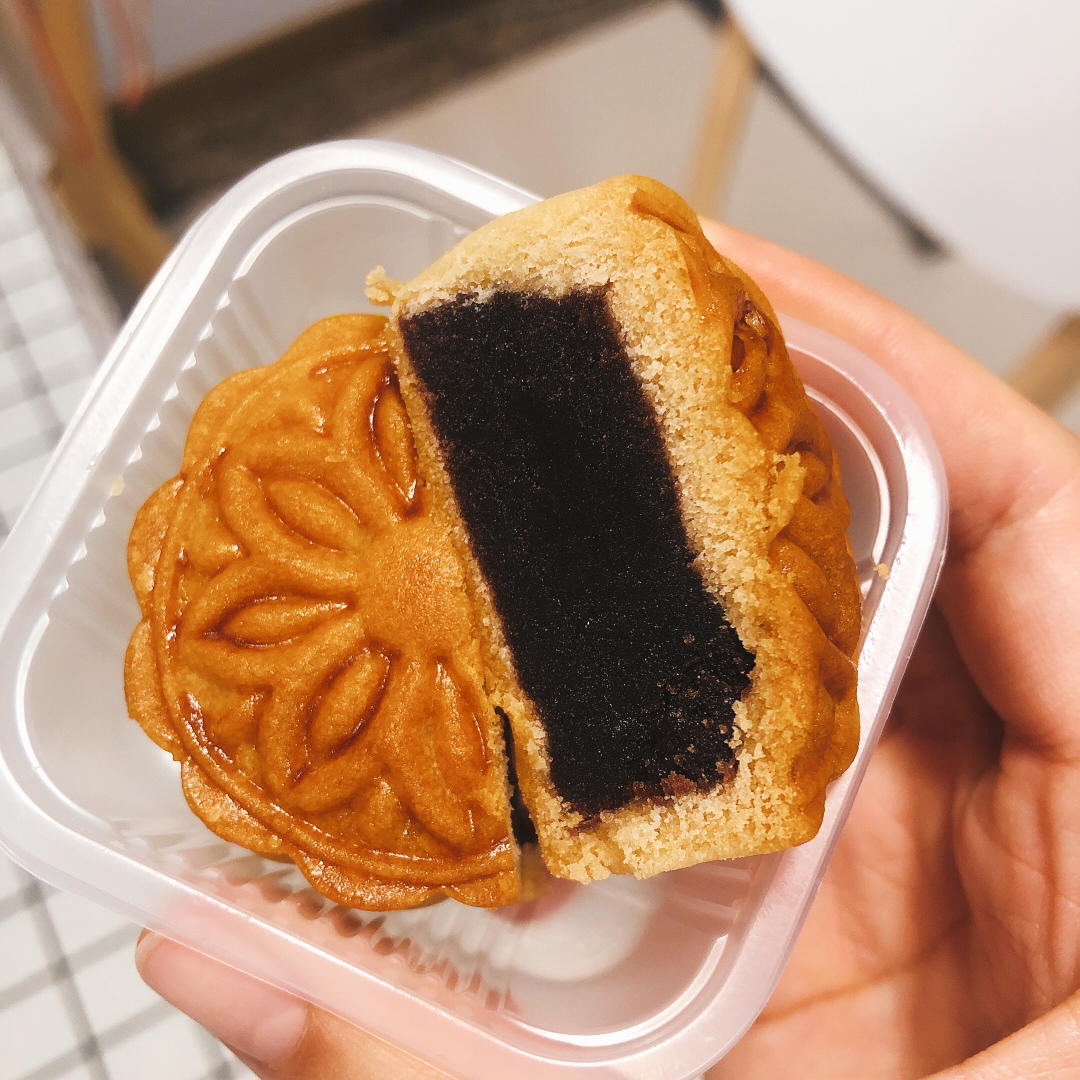 豆沙月饼（低油少糖甜而不腻）