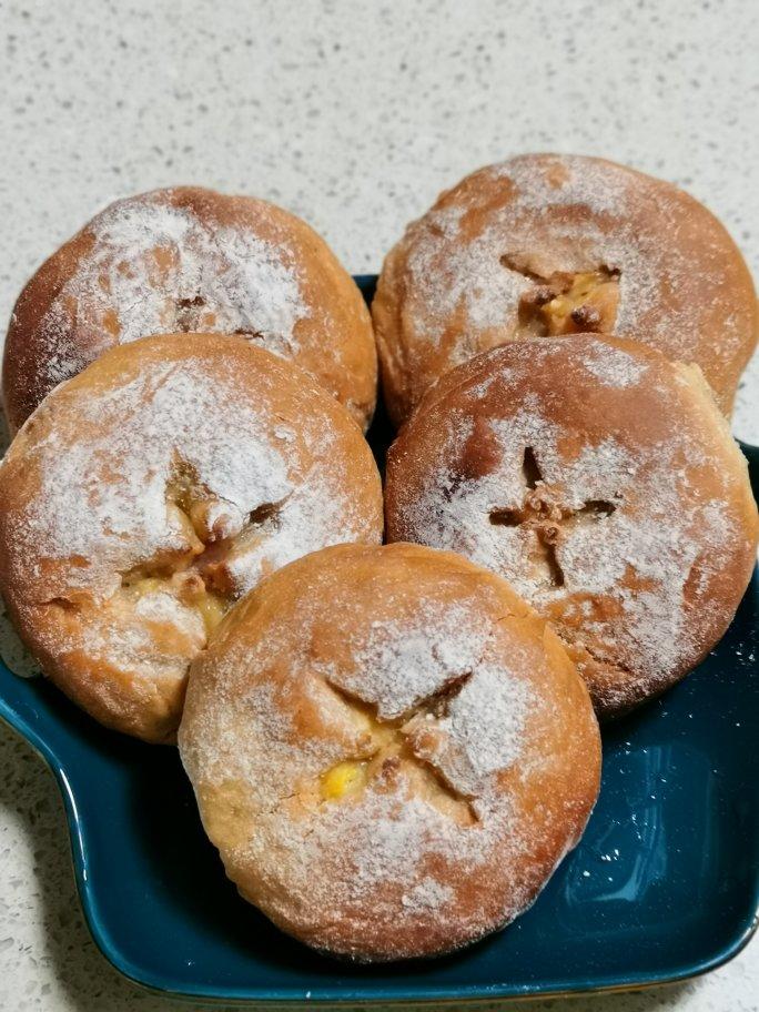 (超好吃的咸口面包）爆浆培根芝士面包