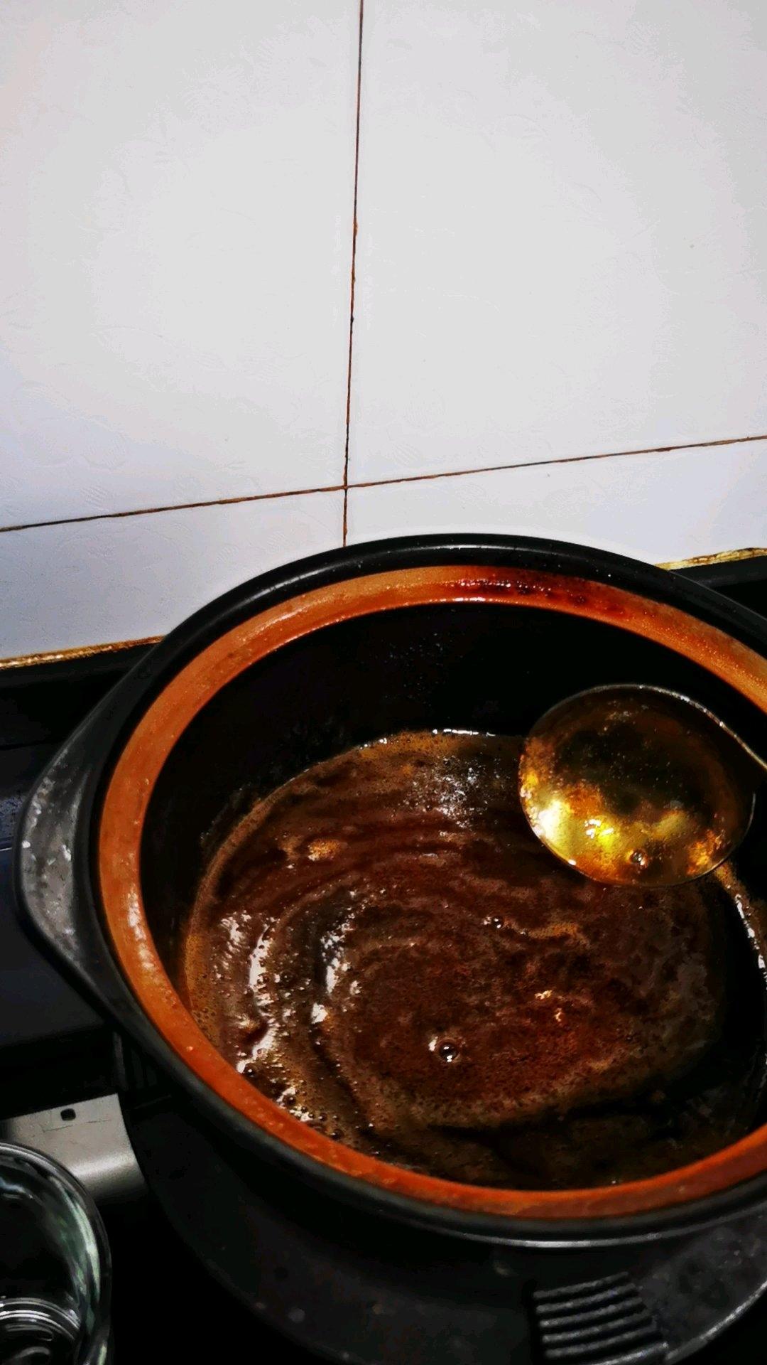 手工熬制古法雪梨膏！