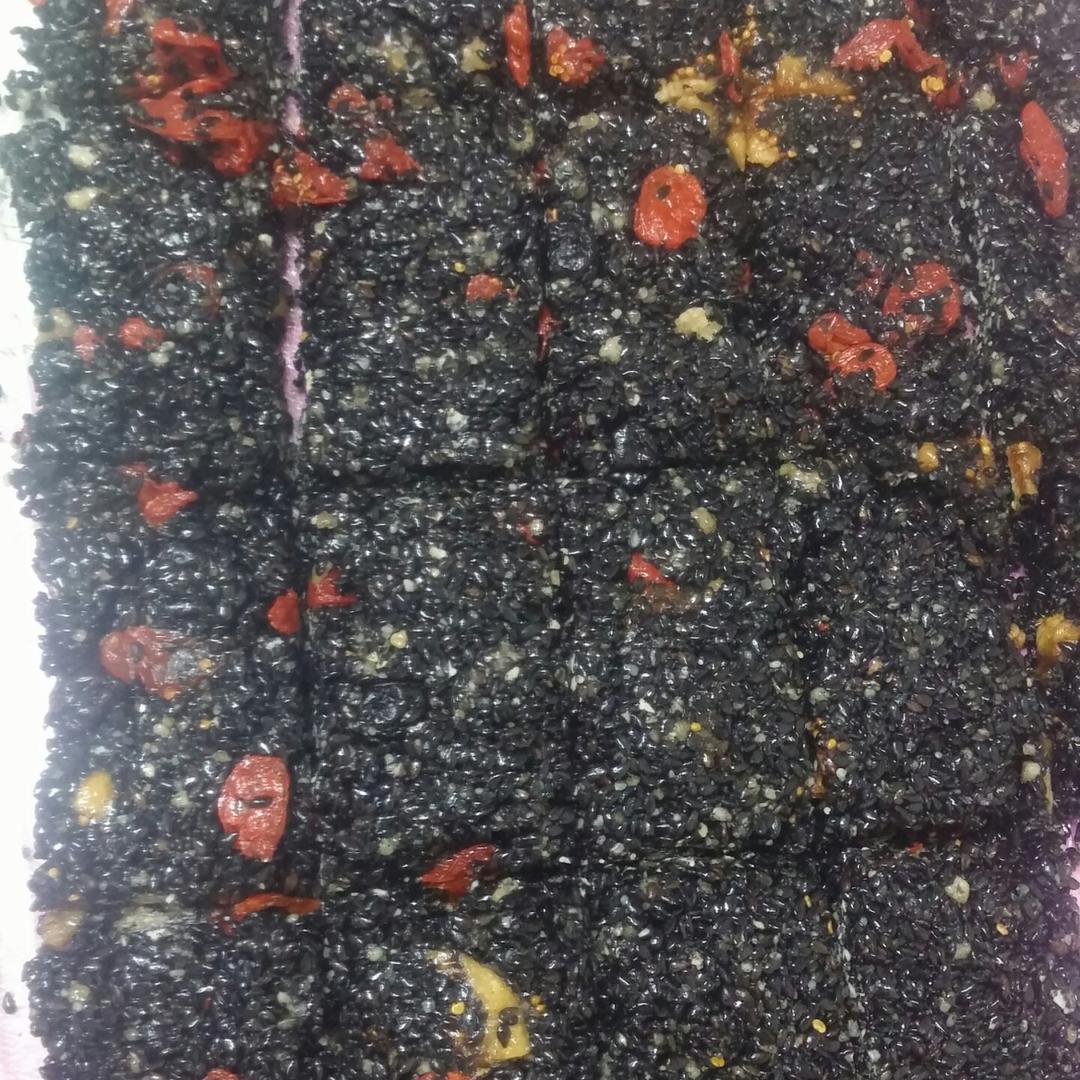 超级简单香酥芝麻片（不粘锅版）