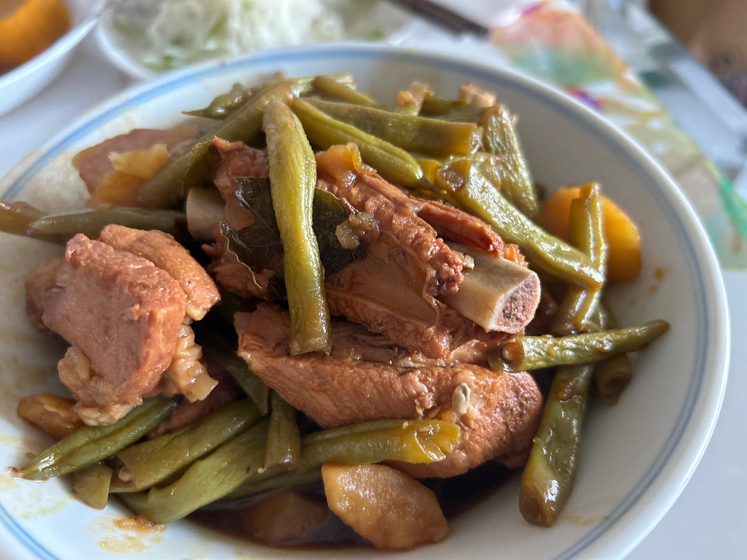 硬菜代表--排骨炖豆角土豆（豆角焖面胚子）