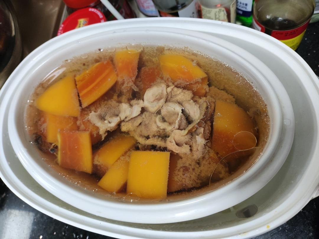 木瓜煲瑶柱瘦肉（养生汤）