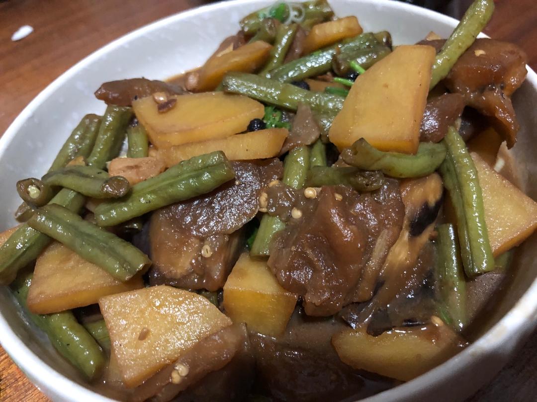 土豆炖茄子
