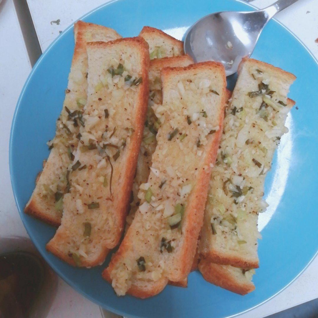 香蒜面包条