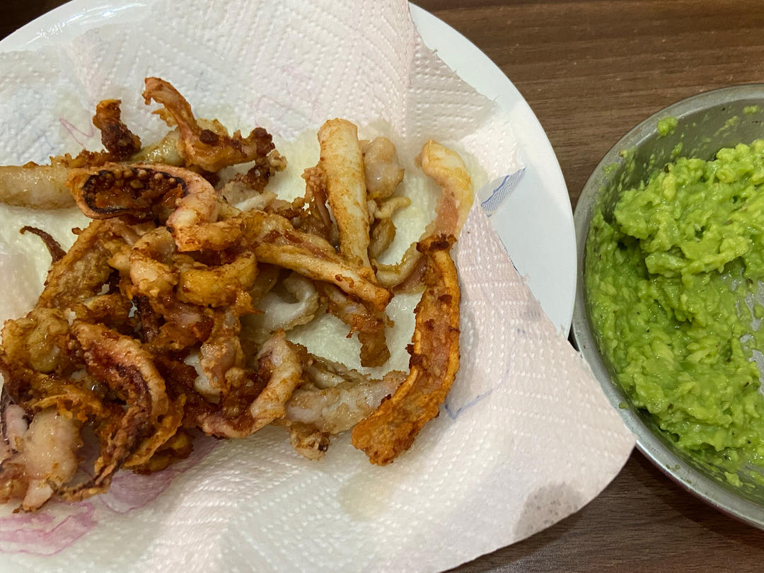 [Jamie Oliver]炸鱿鱼配牛油果泥Crispy Squid & Smashed Avocado