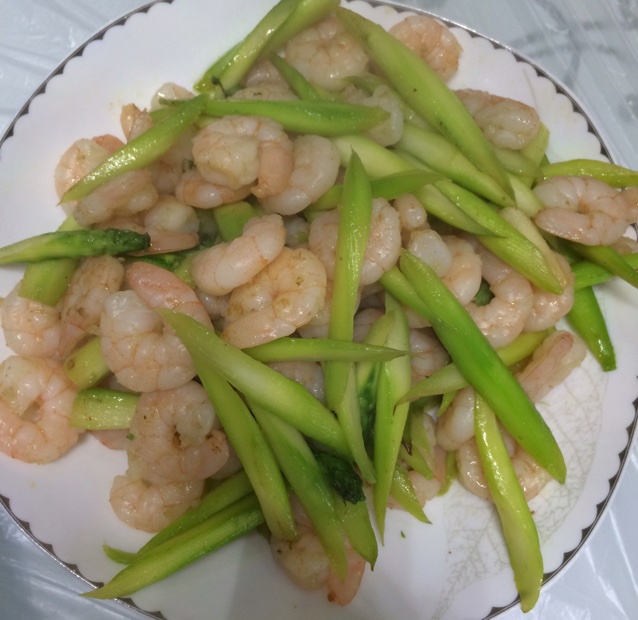 芦笋炒虾仁