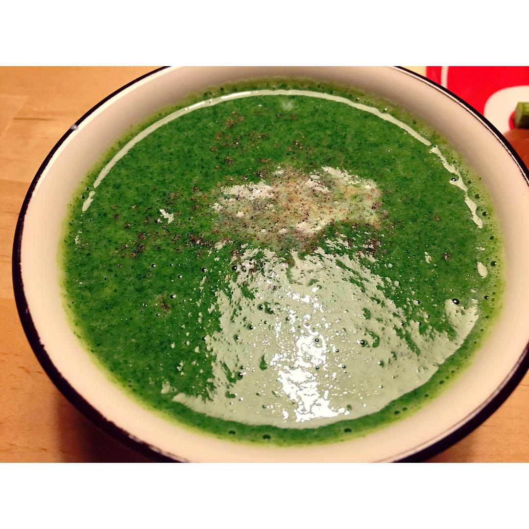 蘑菇菠菜浓汤