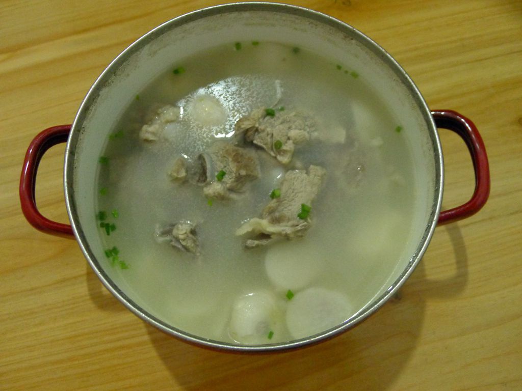 芋艿排骨汤