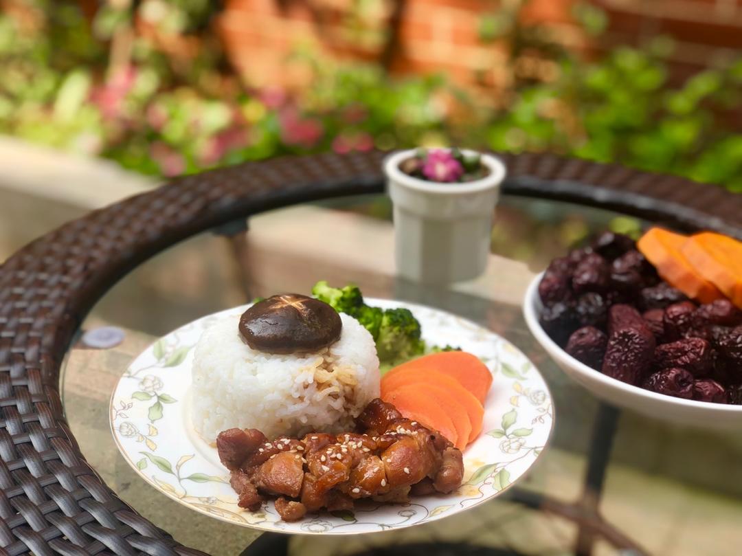 一只照烧鸡腿饭「厨娘物语」