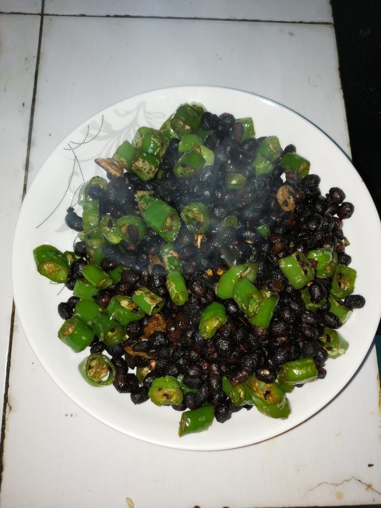青椒炒豆豉的做法