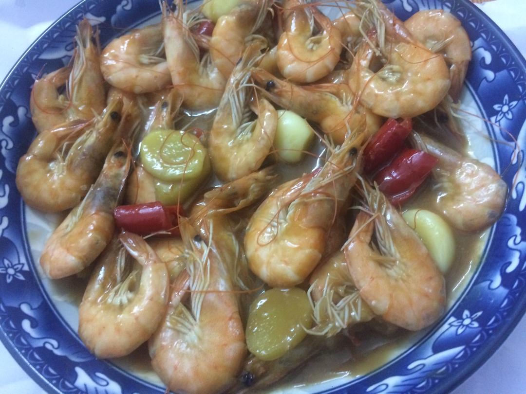 酱烧南美白对虾的做法