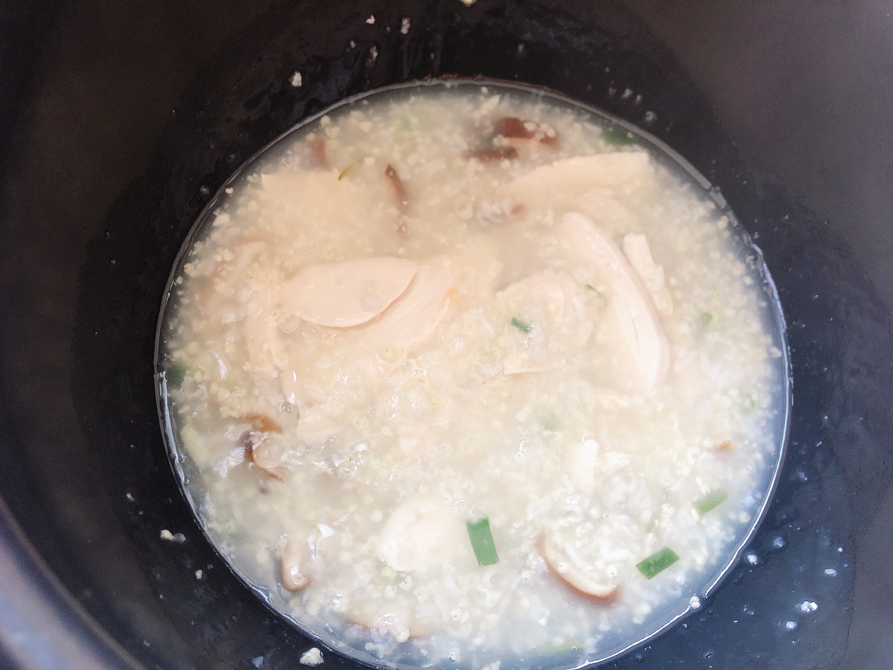 香菇鸡肉小米粥 焖烧杯ace！的做法 步骤6