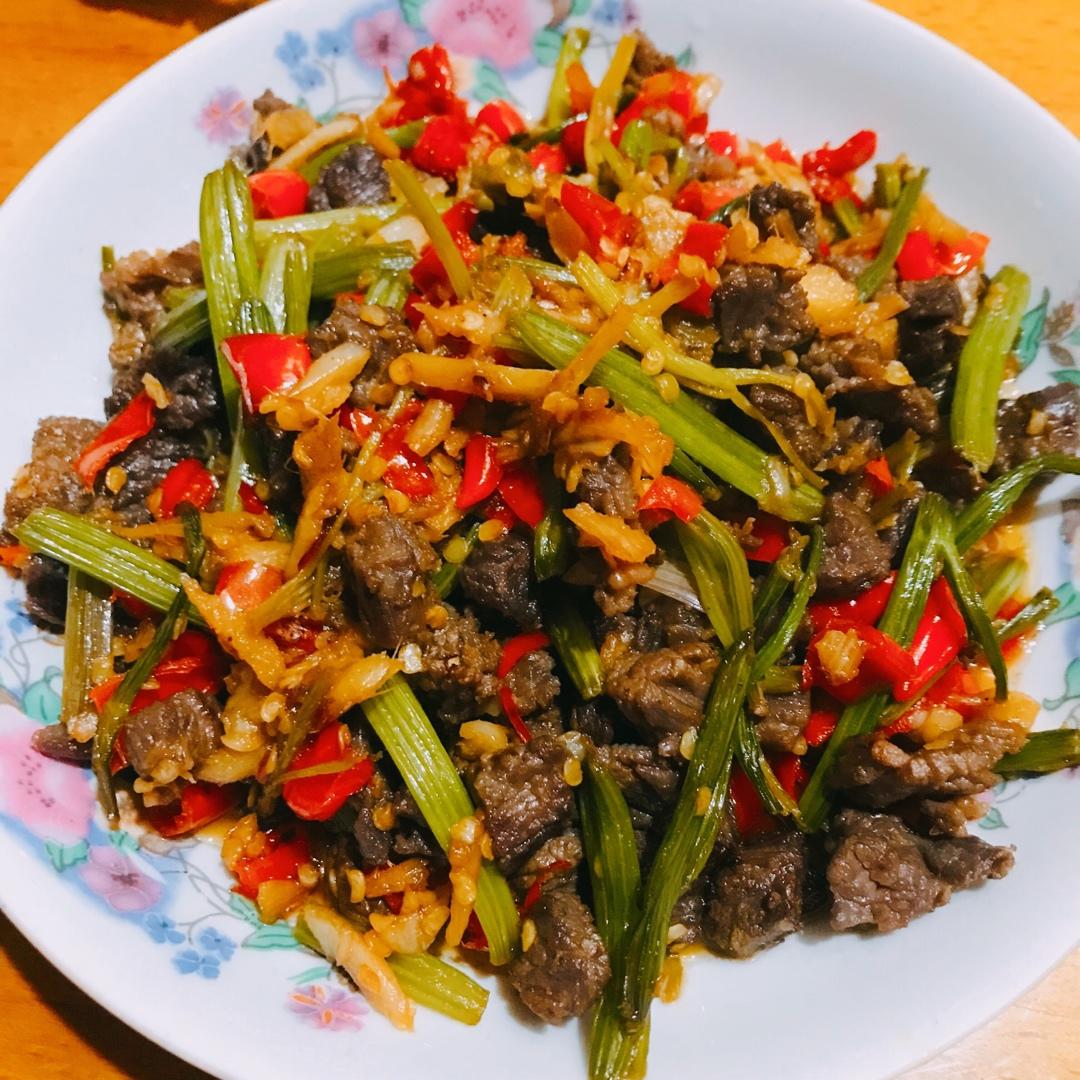 香辣芹菜牛肉