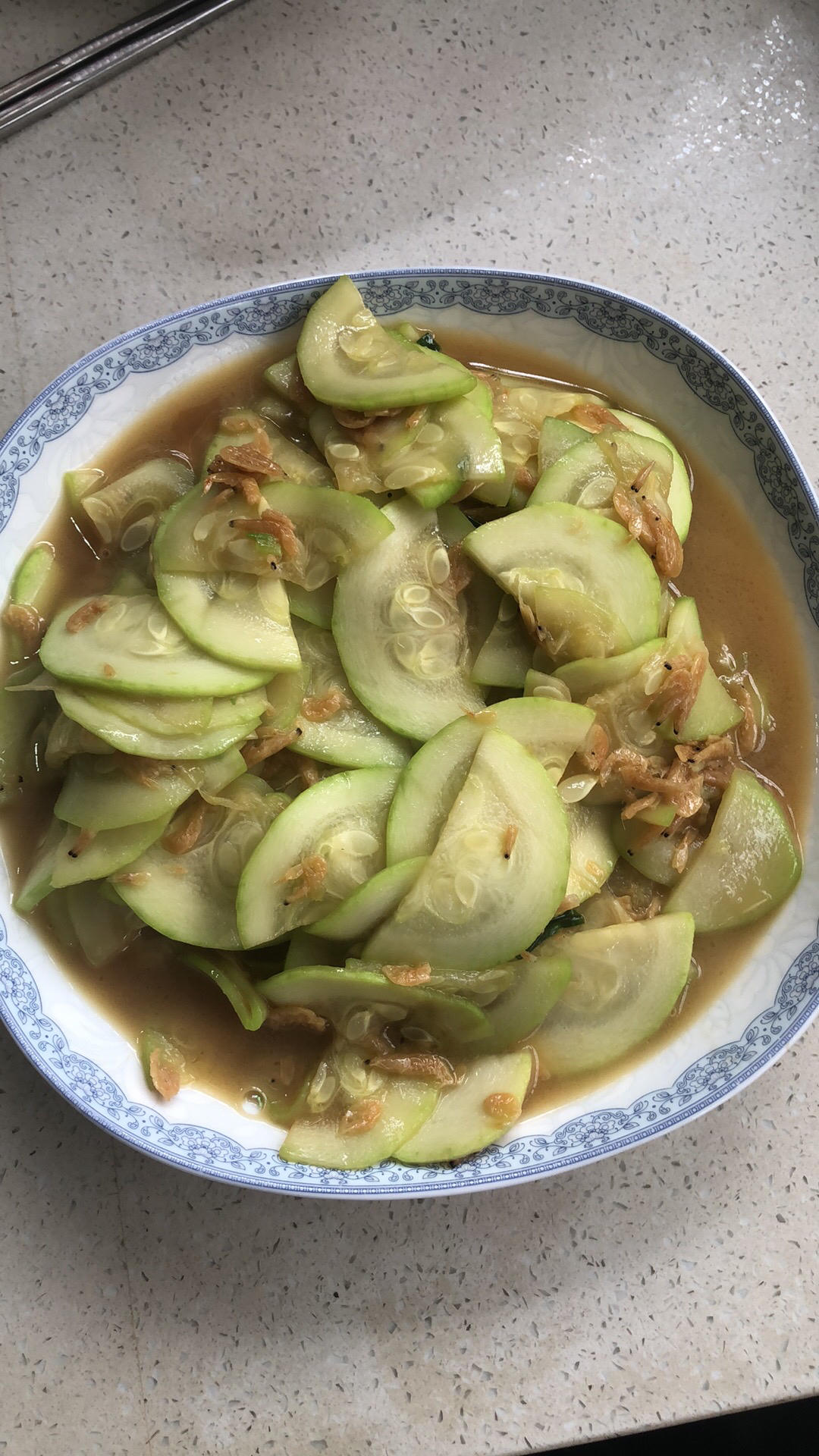 虾皮炝西葫 补钙神器