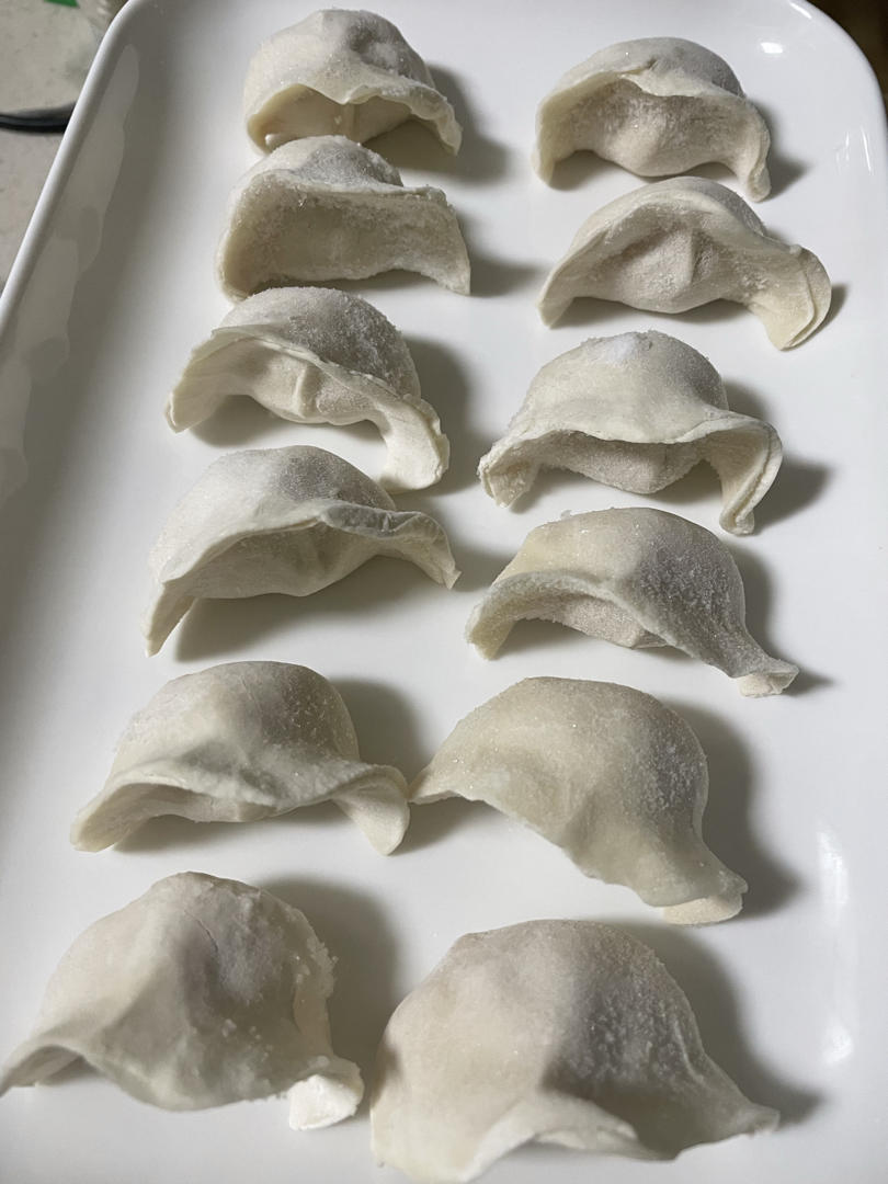 圆白菜猪肉蒸饺【12月北鼎蒸炖锅食谱】