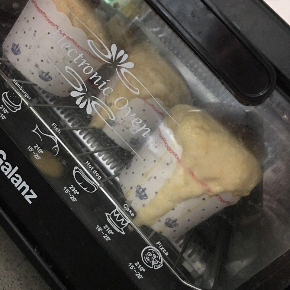 消耗淡奶油之作——淡奶油小蛋糕