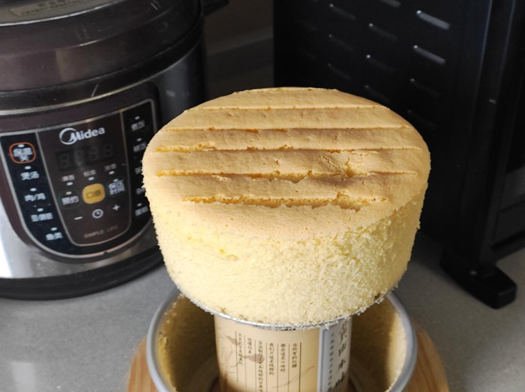 超柔软6寸戚风蛋糕(附8寸配方)零失败 超详细‼️含操作视频